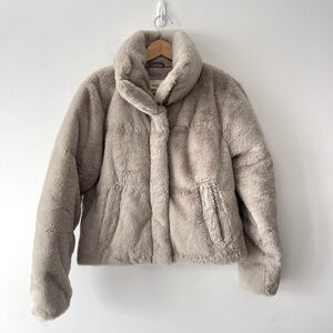 Abercrombie & Fitch Faux Fur Mini Puffer Jacket Gray Size Small
